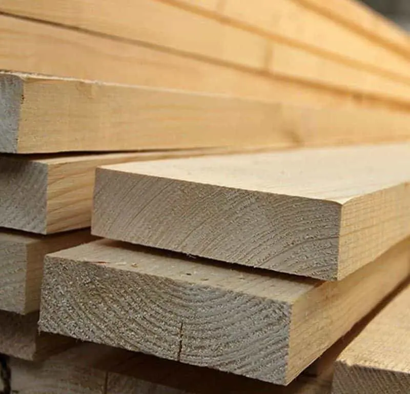 Ejemplo de las medidas reales (19mm x 138mm) de la madera dimensionada que puedes comprar online en Ferrenova.