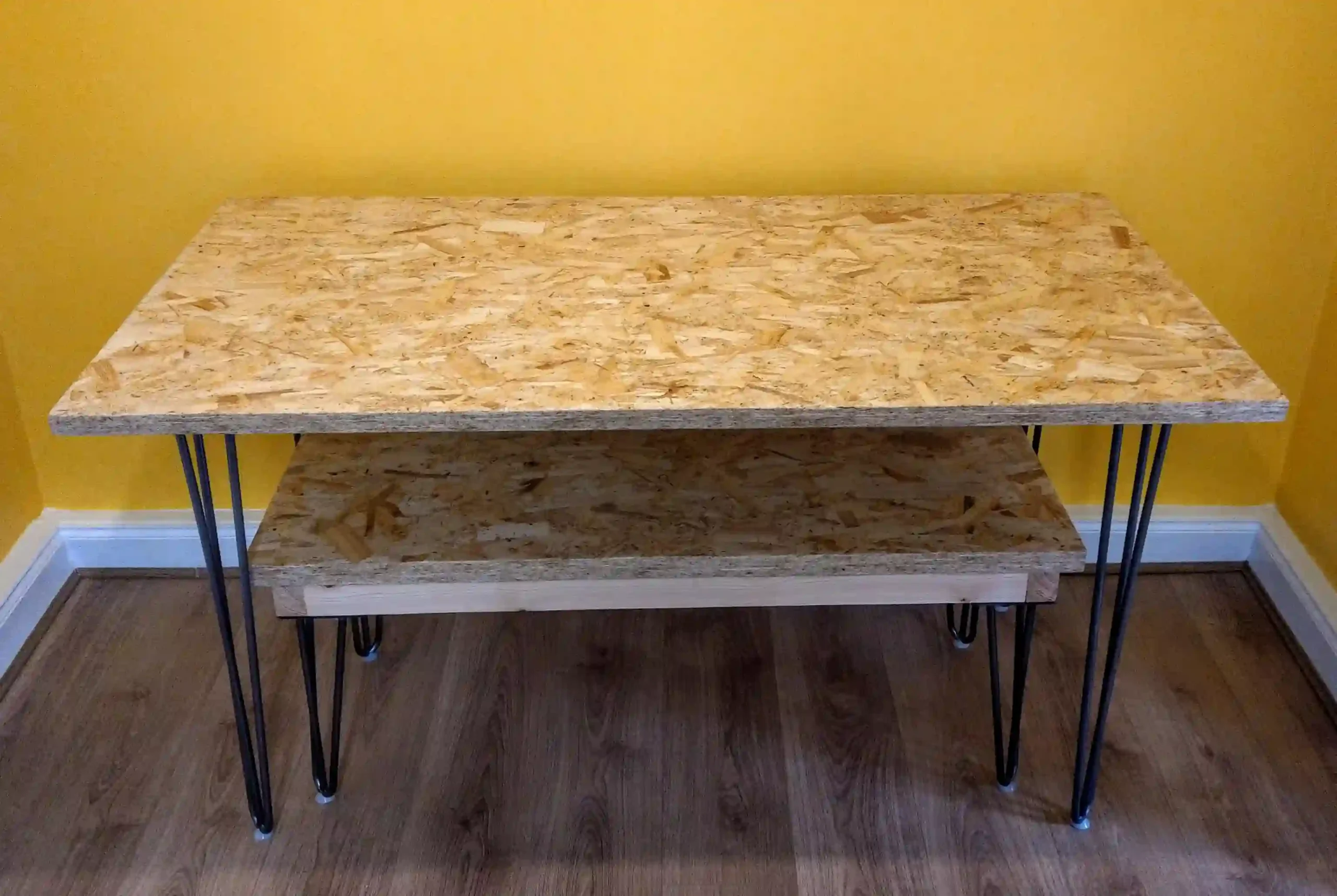 Mesa de OSB a medida con pusi